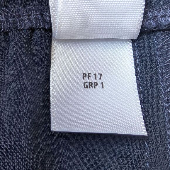 EUC St. John Navy Blue Knit Loose Fit Drawstring Activewear Bermuda Shorts M - Picture 8 of 16